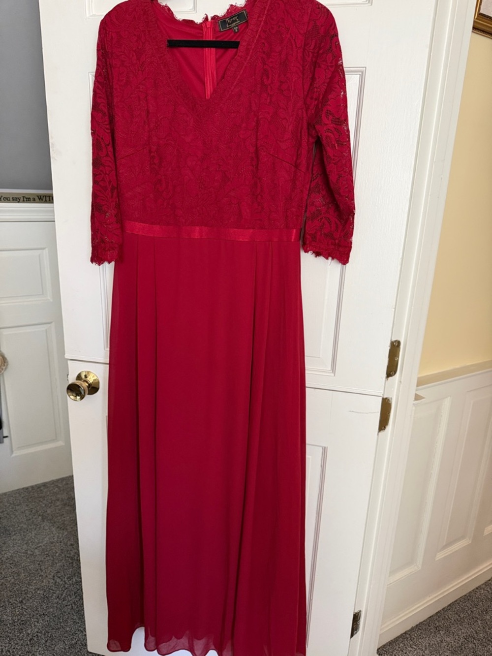 Red Lace Bodice Maxi Dress with V-Neck